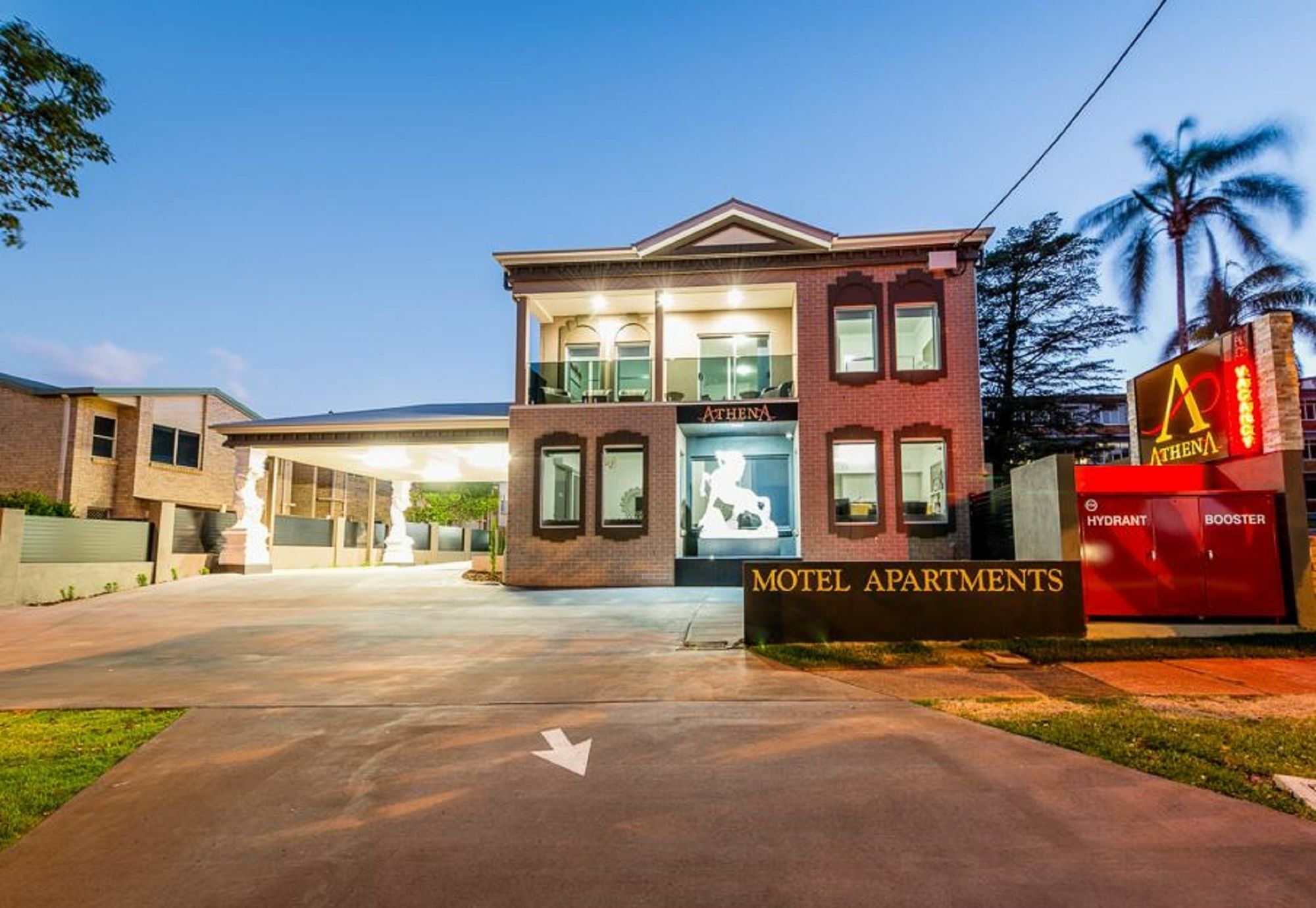 Athena Motel Apartments Toowoomba Exterior photo